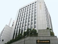 統合に向け大詰めの日本興亜、波乱含みの１２月総会