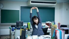 ｢帰宅準備をしていると保護者から電話が…｣教員をむしばむ"放課後業務"の実態 18時には帰れない構造的問題の真相