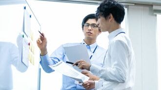 採用するなら「会議で板書する技術者」がいい理由