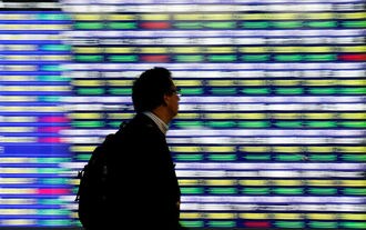 日経平均株価は450円高､前日大幅安の反動