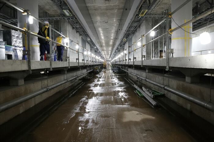 新横浜で建設中のホーム