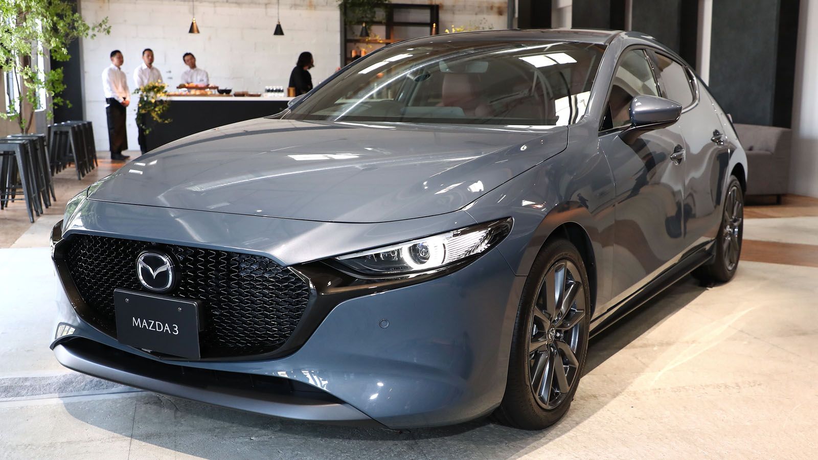 マツダ 新型 Mazda3 が背負う重大使命 経営 東洋経済オンライン 経済ニュースの新基準