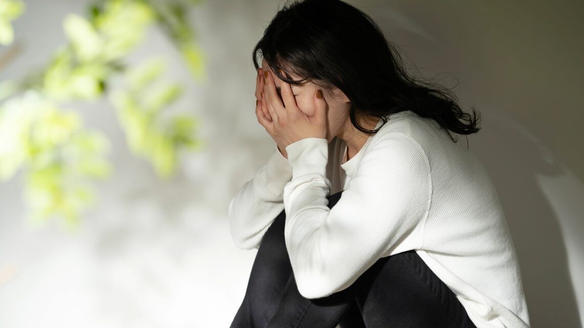 モラハラ夫から逃れ、新しい出会いを求めて婚活を始めた女性の話です(写真:Luce/PIXTA)