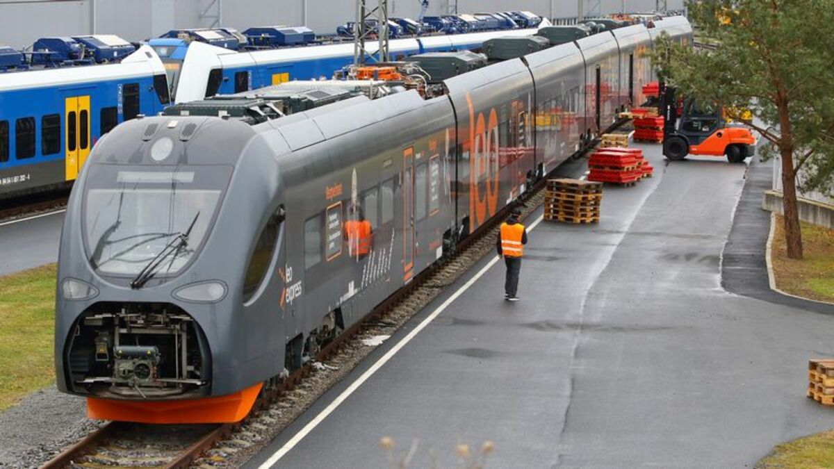 中国鉄道メーカー､欧州で｢車両契約解消｣の衝撃 2年経っても運行認可出ず､今後の展開に暗雲 | 海外 | 東洋経済オンライン