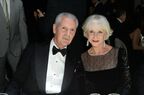ヘレン・ミレンとピレリのマルコ・トロンケッティ副会長。