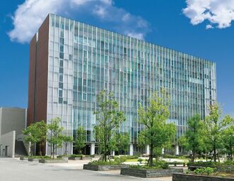 学生の夢の実現に向けて 充実したキャリア教育を実施