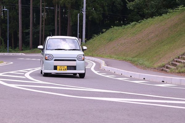 ダイハツ ミラトコット 乗ってわかった実力 新車レポート 東洋経済オンライン 経済ニュースの新基準