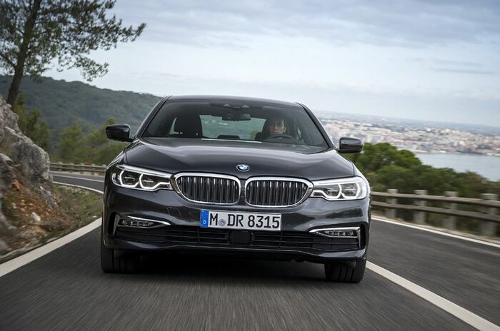 ビー・エム・ダブリュー 530d xドライブ｜BMW 530d xDrive
