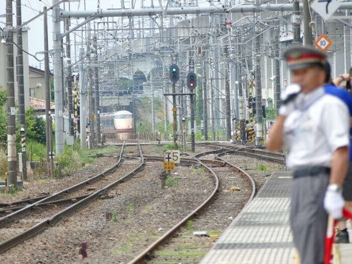那須塩原駅に到着するスペーシア那須野号
