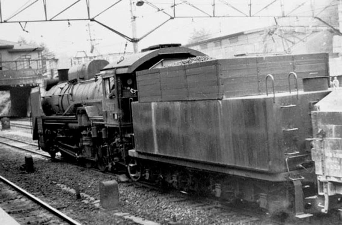 戦争末期の製造車両は炭水車に木材が使われた