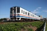 関東鉄道常総線は特殊な方式による直流電化が計画されたが実現せず、いまも全線非電化のまま（筆者撮影）