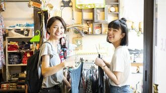 お店が繁盛するには｢最初のお客さんは2人｣がいい