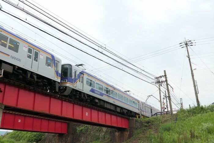 7100系の後ろが10000系