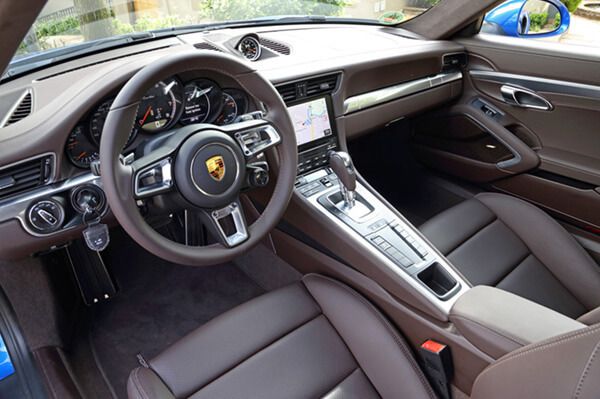 画像を拡大 ポルシェ・911ターボ（型式991 Ⅱ）