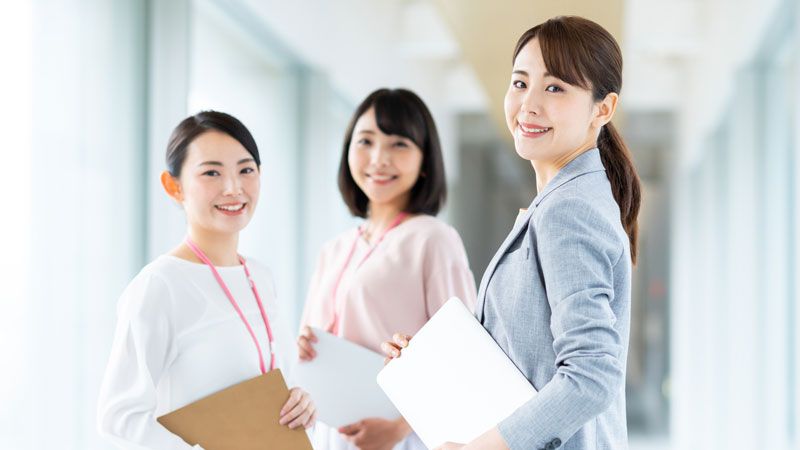 キャリア女性に パンツスーツが実はng な理由 ワークスタイル 東洋経済オンライン 社会をよくする経済ニュース