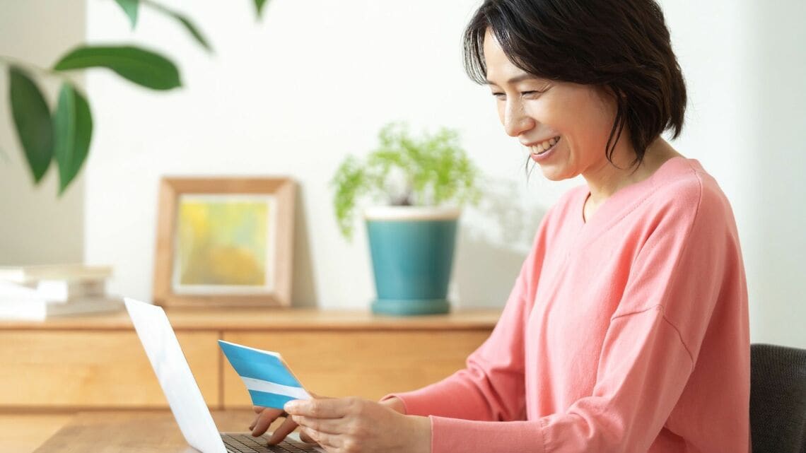 人生の「黄金期」に楽しむための「前厚マネープラン」を紹介します(写真:nonpii/PIXTA)