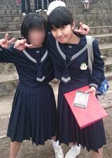 中学の卒業式。人と交流することが好きでいつもはしゃいでいた（写真：まいみーるさん提供）