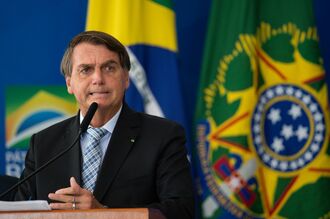 ブラジル大統領がついにコロナ対策重視に転換