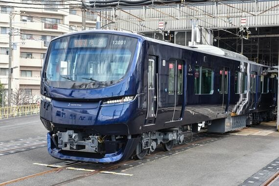 相鉄 13000系 YNB