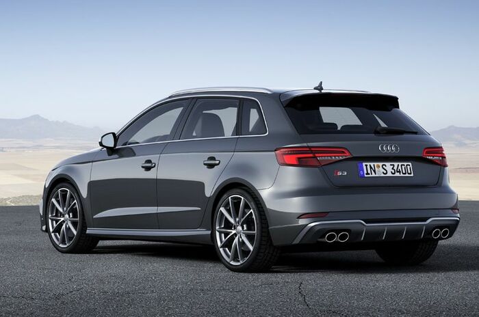 アウディ S3 スポーツバック｜Audi S3 Sportback