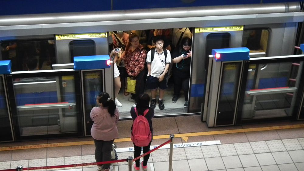満員電車 まだ乗れる は今後の社会では恥だ 通勤電車 東洋経済オンライン 経済ニュースの新基準 満員電車 まだ乗れる は今後の社会では恥だ 通勤電車 東洋経済オンライン 経済ニュースの新基準