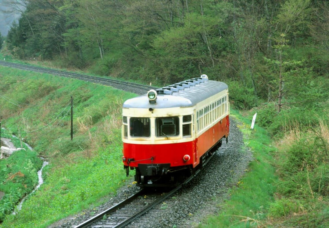 岩手開発鉄道キハ301は元夕張鉄道の車両だ