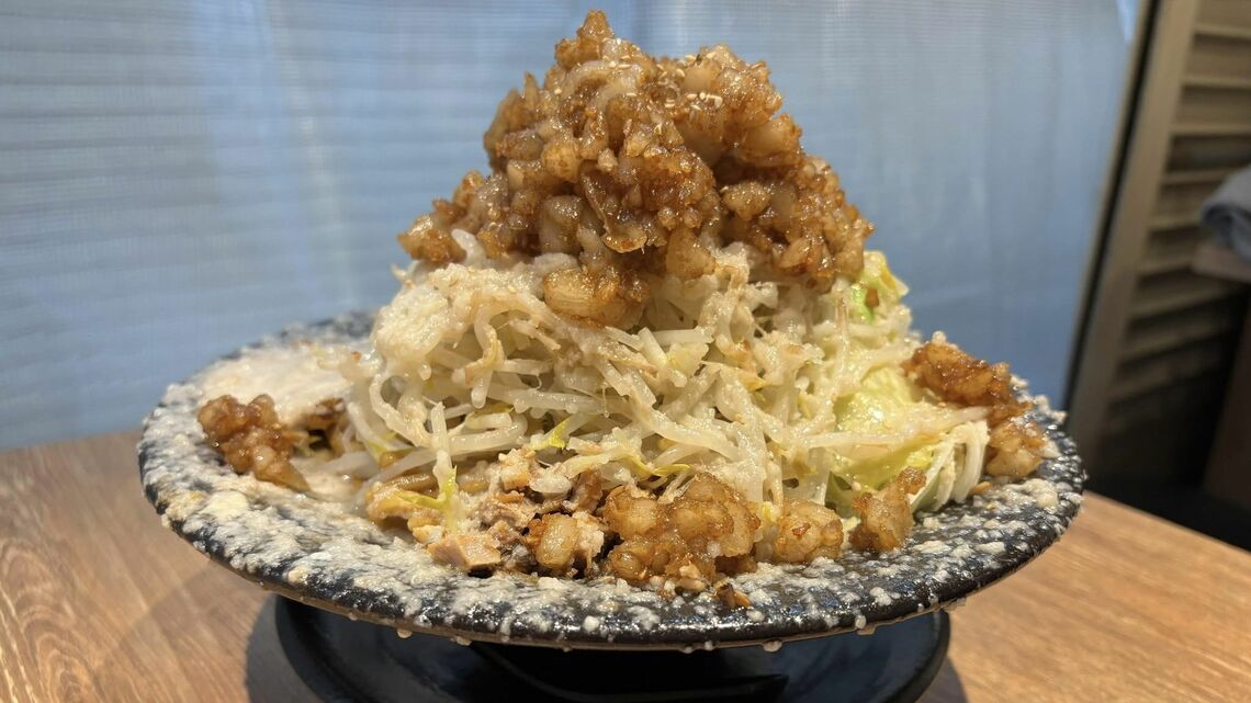 平太周 爆爆盛焼油脂麺