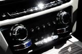 ロールス・ロイス「スペクター」（写真：三木宏章）