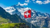 ドル安＝円高？｢安全通貨｣スイスと分かれた命運