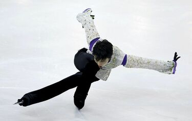 羽生が歴代最高得点でGPファイナル3連覇 合計330.43点で優勝