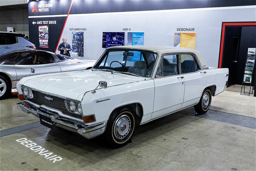 三菱自動車の展示内容（筆者撮影）