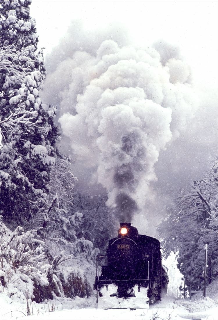 8620形（28651号機）吹雪の花山峠越え 越美北線牛ケ原―計石 1972年11月（撮影：南正時）