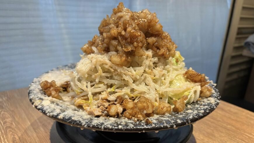平太周 爆爆盛焼油脂麺
