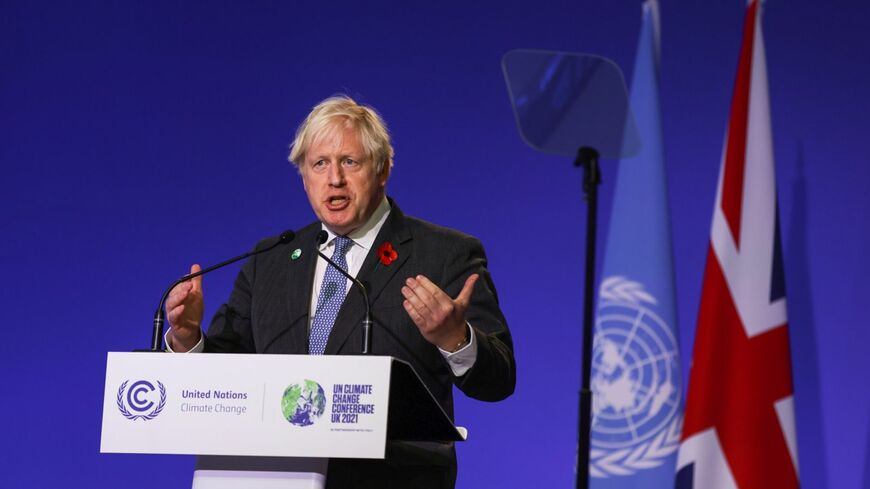 COP26でスピーチを行うイギリスのボリス・ジョンソン首相（写真：Emily Macinnes／©2021 Bloomberg Finance LP）