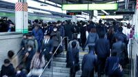 東京･大阪の｢通勤時間｣はやはり長かった 電車に乗っている時間は意外と短いが