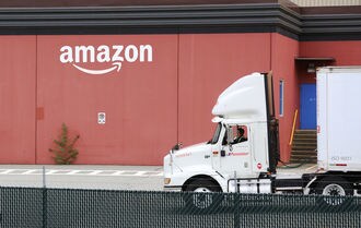 アマゾン向け配送料､郵政公社に倍増を要請