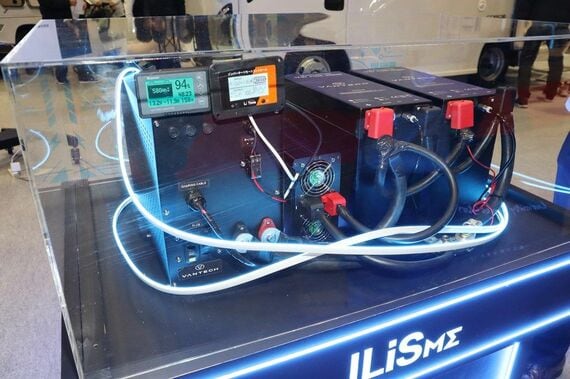 コルド リーブスに搭載されているサブバッテリーシステムのイリス ミー