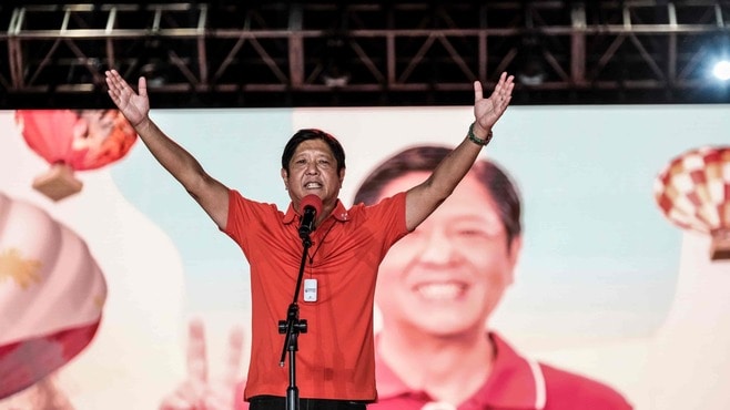 フィリピン大統領選で独裁者の息子が有力なワケ