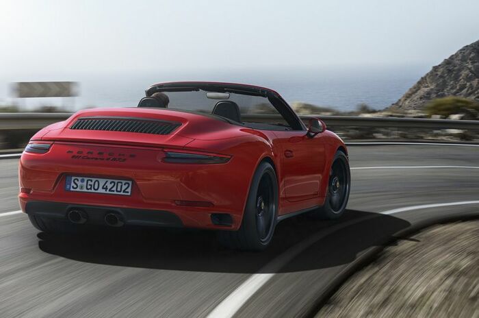 ポルシェ 911 カレラ 4 GTS カブリオレ｜Porsche 911 Carrera 4 GTS Cabriolet