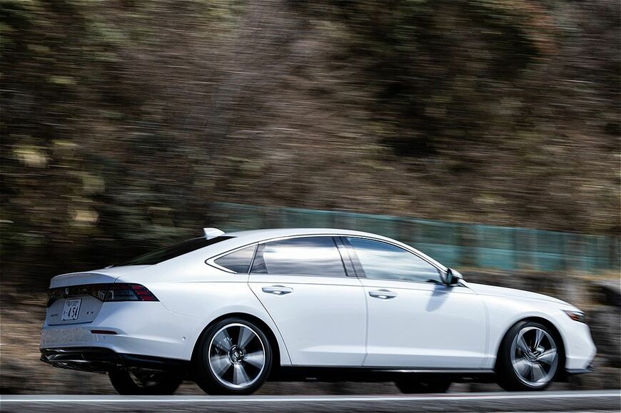 2024年3月8日に発売したホンダの新型「アコード」（写真：三木宏章）
