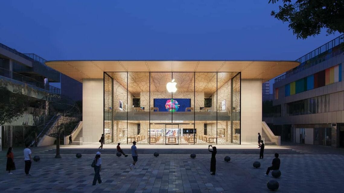 アップルの大中華地区の売上高は2年ぶりにプラスに転じた。写真は北京市のアップルストア（同社ウェブサイトより）