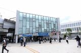 現在の小田急下北沢駅東口（記者撮影）