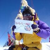 ネパールでは未経験者ながらエベレストの登頂に成功した岩崎さん（写真：OCEANS編集部）
