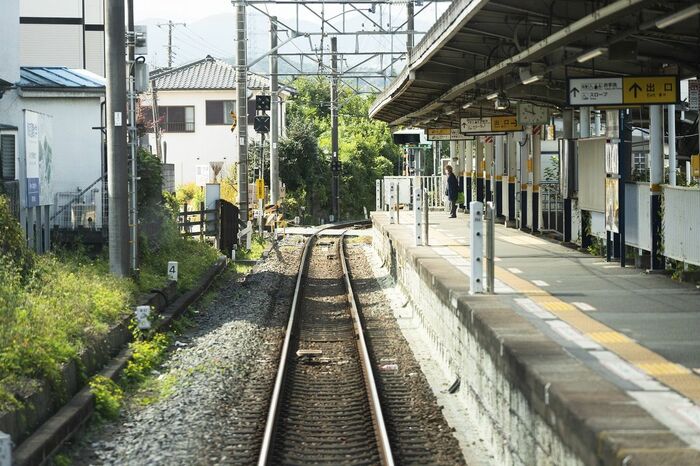 西大家駅は行き違い施設を持たない棒線駅