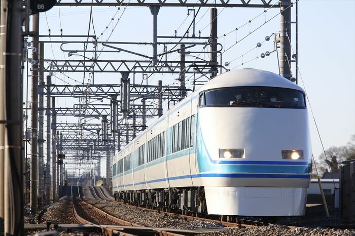 東京スカイツリーをイメージした「粋」塗装のスペーシア