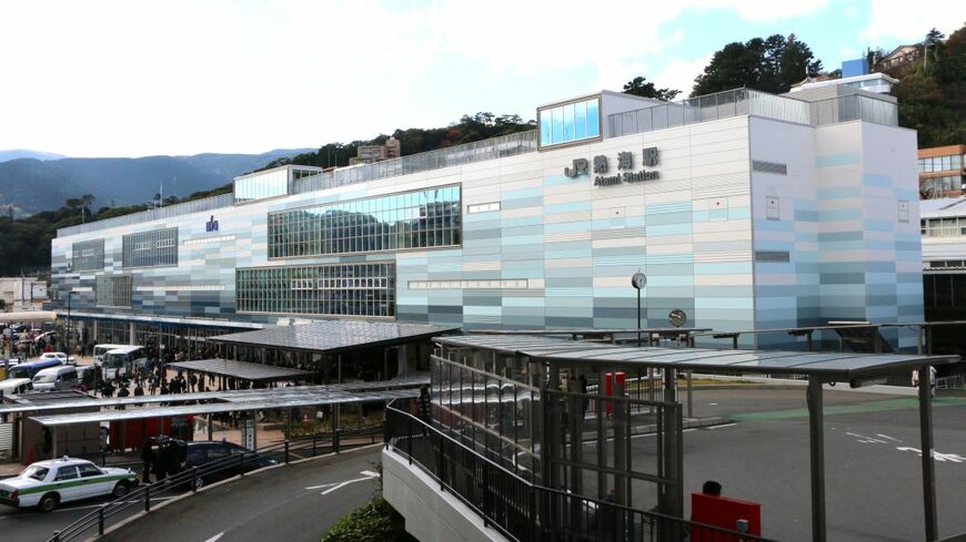 現在の熱海駅。2016年11月に竣工した（写真：熱海市）