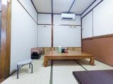 お座敷席。子ども用椅子も準備されている（筆者撮影）