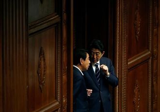 都議選､｢内閣支持率低下はマイナスだ｣