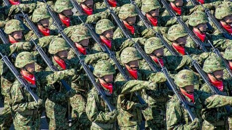 隊員募集強化でも｢自衛隊24万人体制｣はもう維持できない､隊員不足の真の原因は少子化､陸自は10万人削減すべき理由