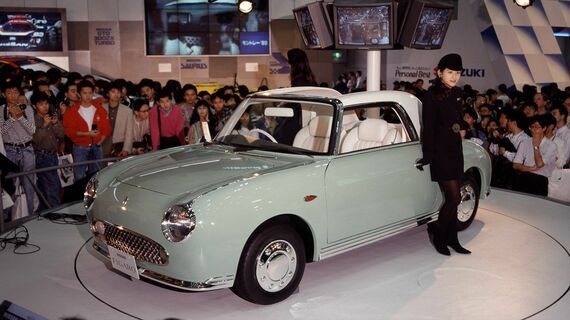 1989年の第28回東京モーターショーに参考出品としてお披露目されたフィガロ（写真：日産自動車）